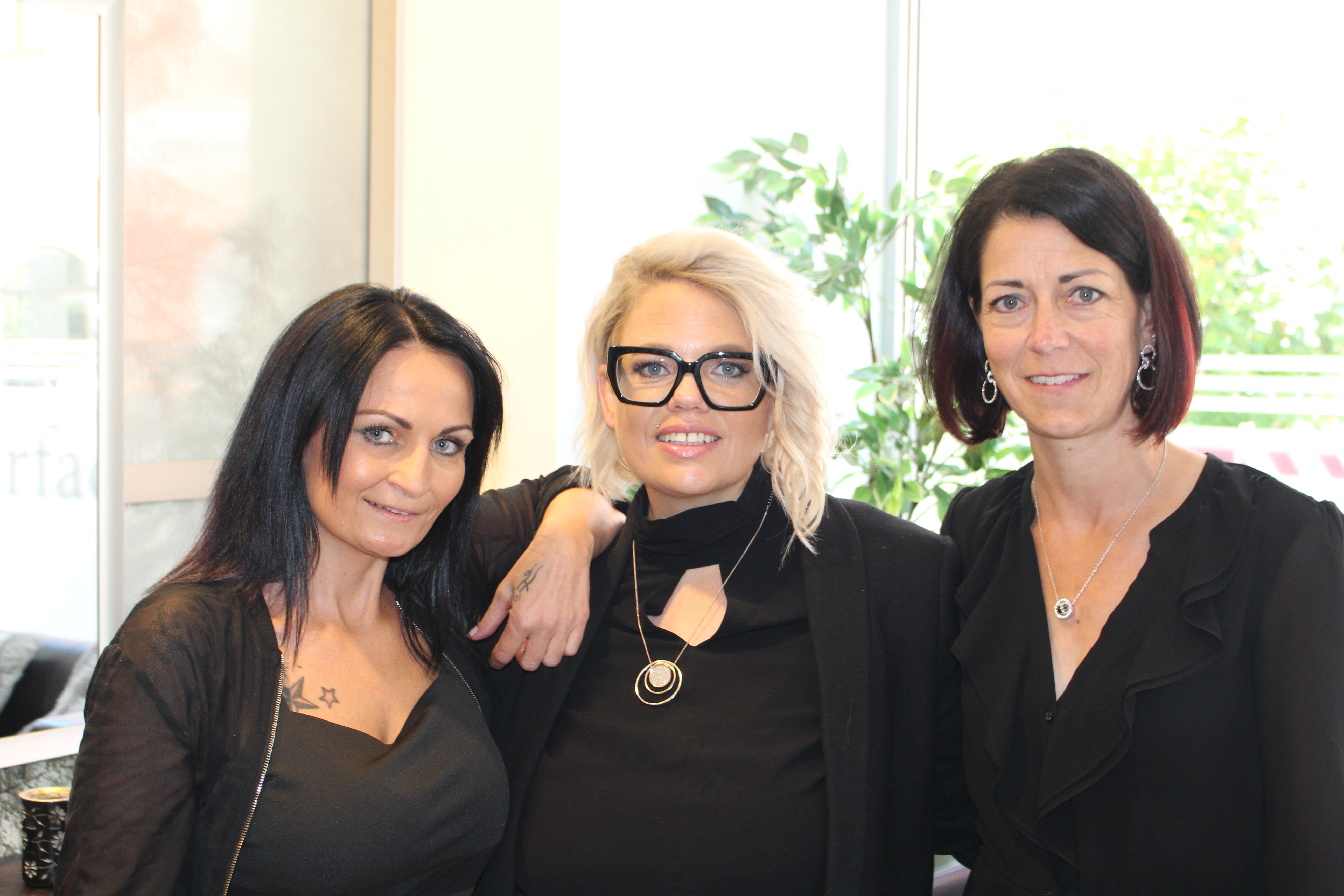 Das Team der Hairfactory 75